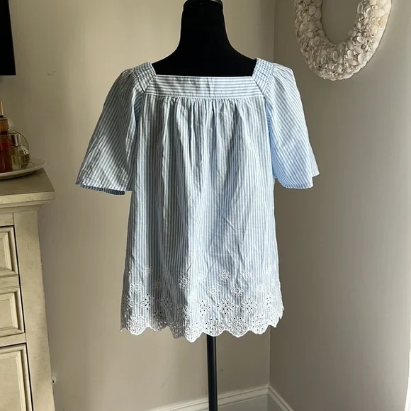 NWOT: Loft Eyelet Square Neck Peasant Top | M - Picture 10 of 16